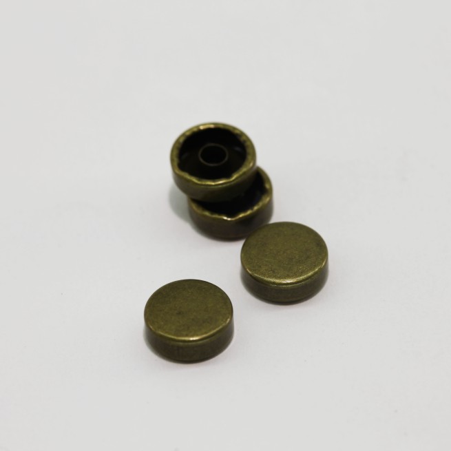 Хольнітени ЛАТУНЬ 10x3,78 мм Мушка