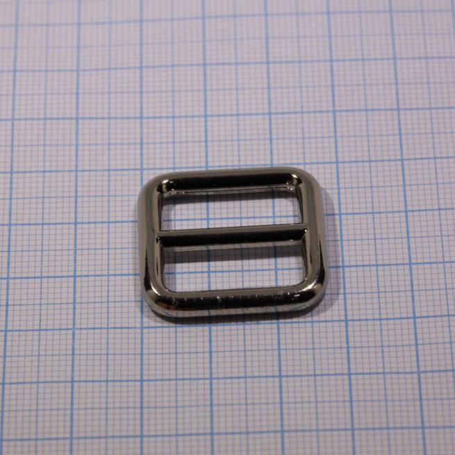 Рамка НІКЕЛЬ 20x18x4 мм з перегородкою