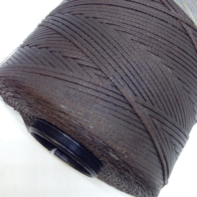 Нитка вощена 500 м 1 мм коричневий шоколад 100% поліестер Італія