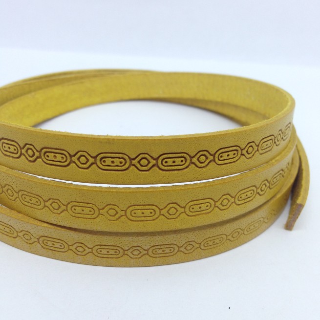 Шнур шкіра STAMP 10х2 мм тип U0659 жовтий Італія