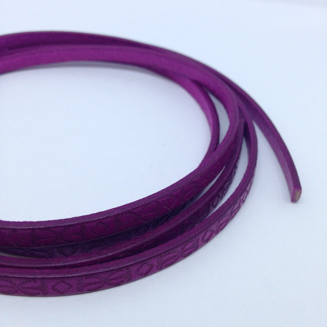 Шнур шкіра STAMP 5х2 мм тип U0655 рожевий фуксія плоский Італія