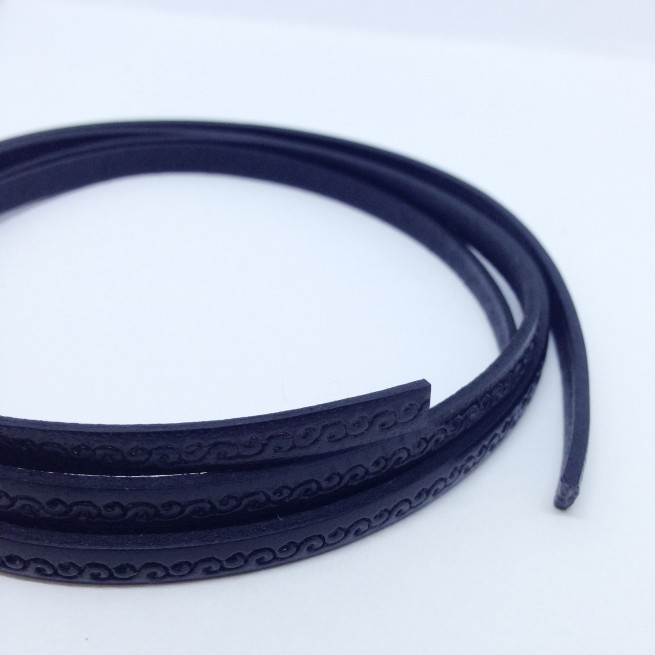 Шнур шкіра STAMP 5х2 мм тип U0574 чорний Італія