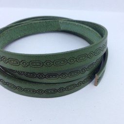 Шнур шкіра STAMP 10х2 мм тип U0659 зелений Італія