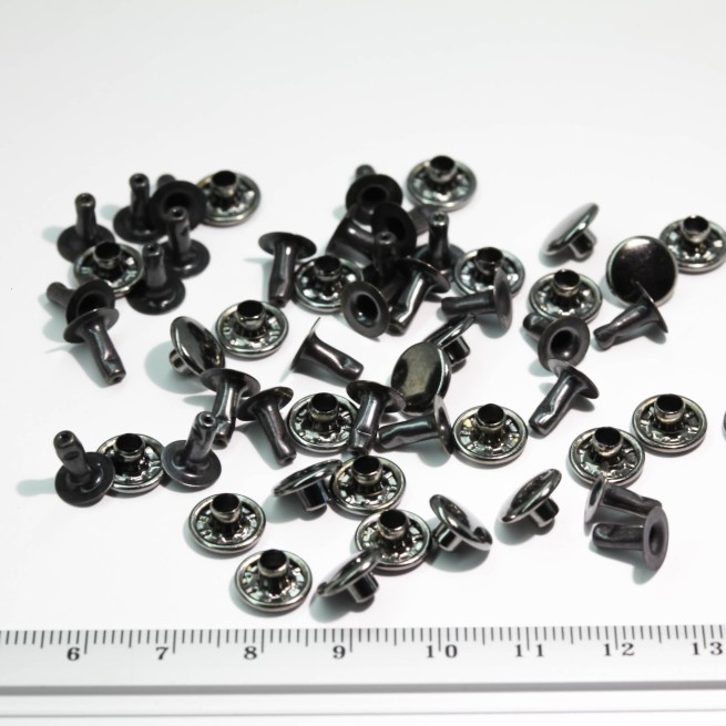 Хольнітени ЧОРНИЙ НІКЕЛЬ 9х9,5 мм тип X1246 (100 шт.)