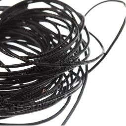 Шнур кожа 1 мм тип U0632 черный круглый Италия