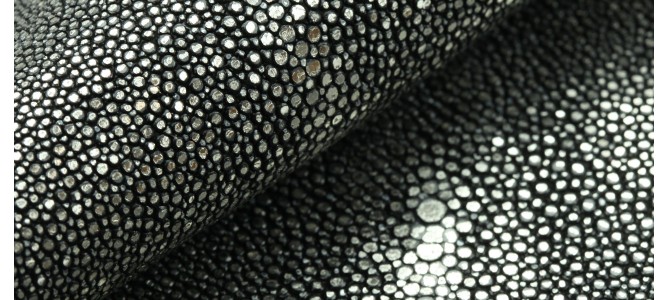 Шкіра ската унікальна, довговічна, доступна