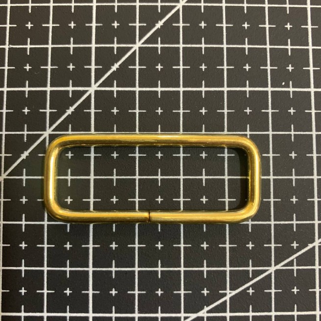 Рамка СВІТЛА ЛАТУНЬ 40х12х3 мм SB типa