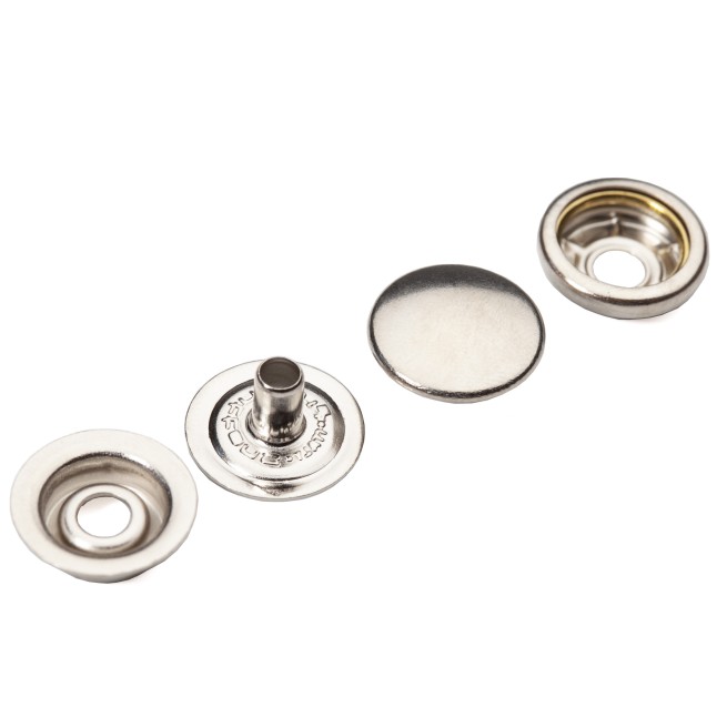 Кнопка Каппа НІКЕЛЬ 14х14 мм тип X0057 (4 частини)
