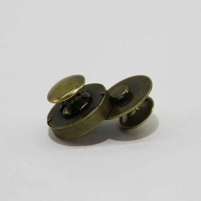 Кнопка магнітна на хольнітені ЛАТУНЬ 14 мм