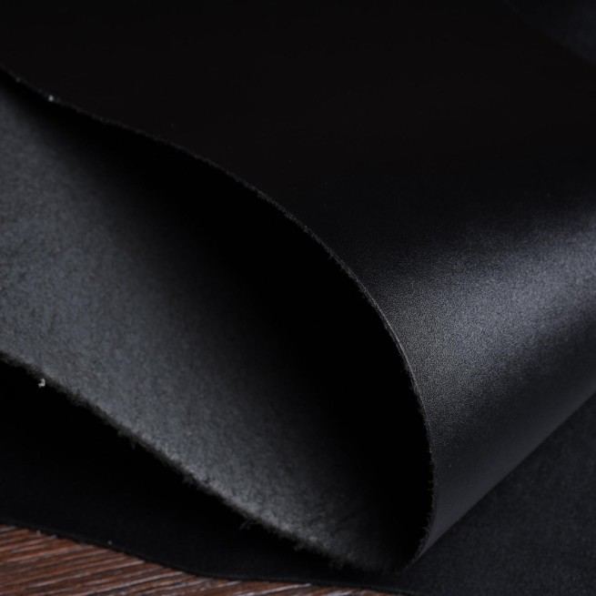 Шкіра ремінна ДНІСТЕР чорна пола 2,6-2,8