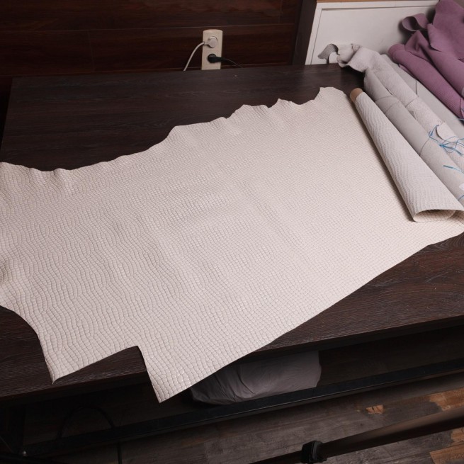 Шкіра КРС ЛАК біла STAMP КРОКО 1,2-1,4