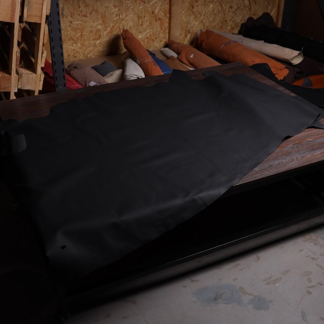 Шкіра наппа чорний TREBBIA матовий 1,2-1,4