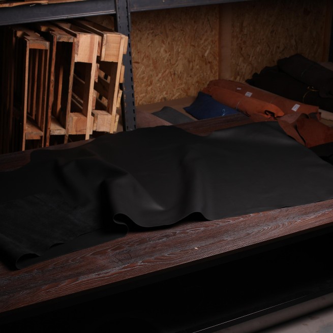 Шкіра ВРХ чорний АВАЛОН матовий 1,4-1,6