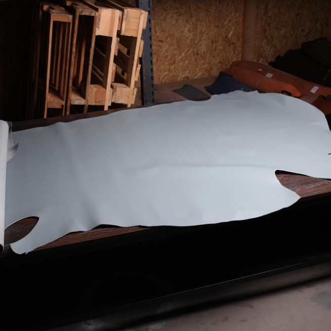 Шкіра ВРХ КАЙЗЕР блакитний MISTRAL 1,4-1,6 н/глянець