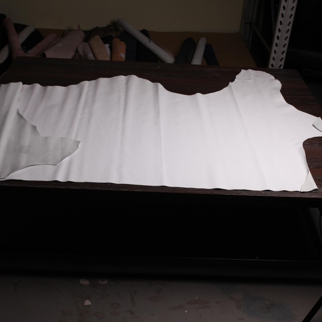 Шкіра ВРХ ЗМІЯ наплак білий 1,0-1,2