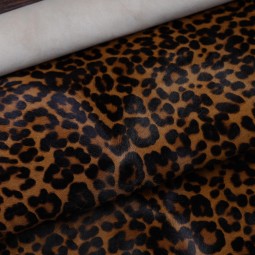 Хутро Теля ЛЕОПАРД Італія