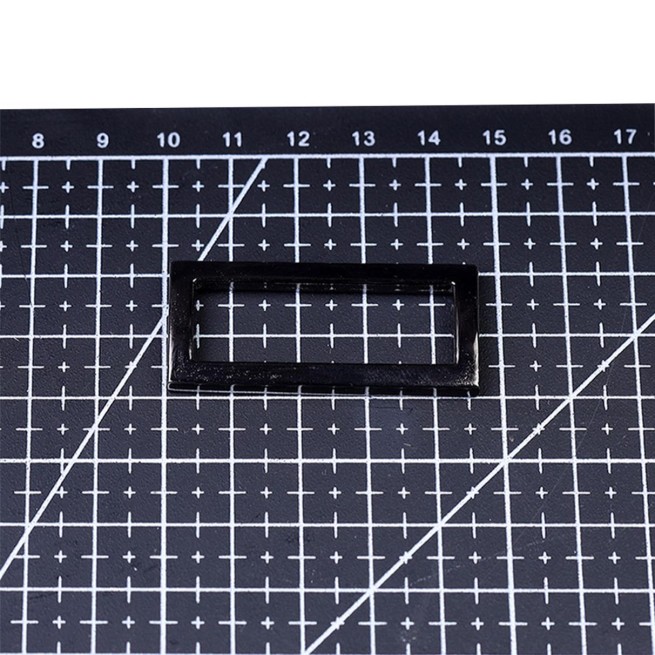 Рамка ЧОРНИЙ НІКЕЛЬ 38х12 мм