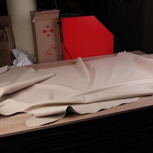 Шкіра ВРХ Флотар беж ARES IVORY  п/глянець 1,3-1,5