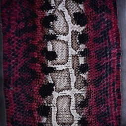 Пітон натуральний №6 бордо з білим на дублерині