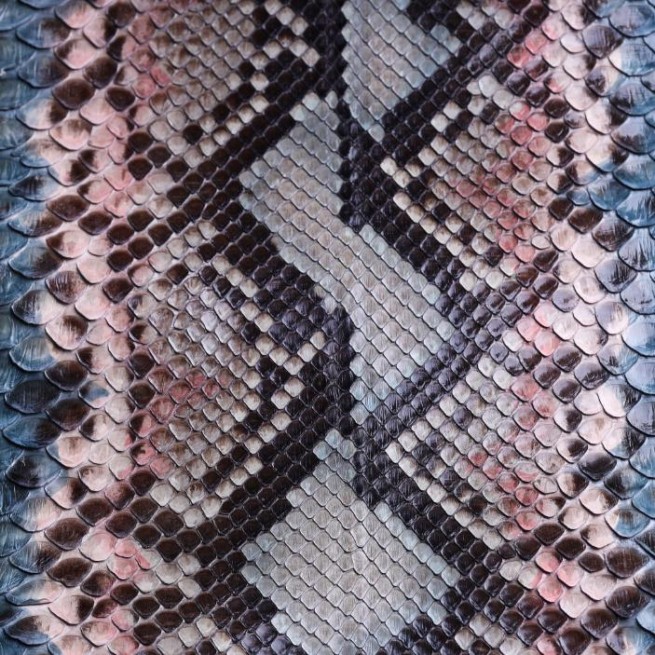 Пітон натуральний №5 сіро-блакитний глянець