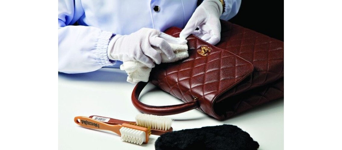 Догляд за фурнітурою: щоб метал не втрачав блиску